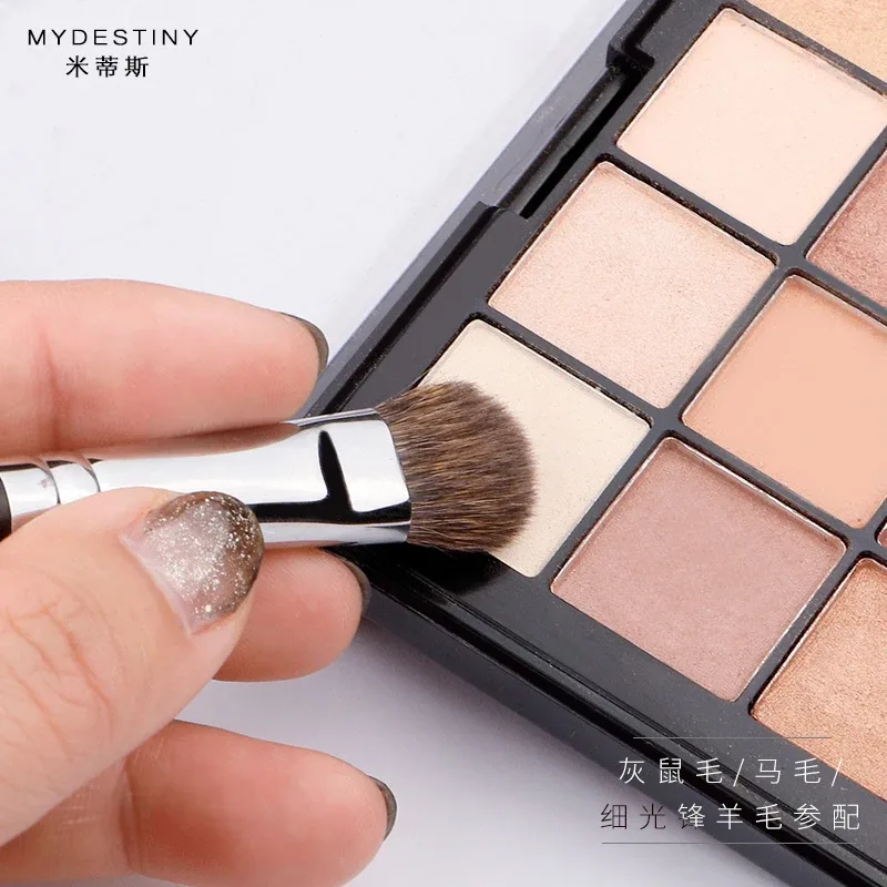 1 stk højkvalitets pro dyrehår i stor størrelse øjenskygge Makeup børster Eye Highlight Makeup børster Ibenholt håndtag kosmetiske værktøjer