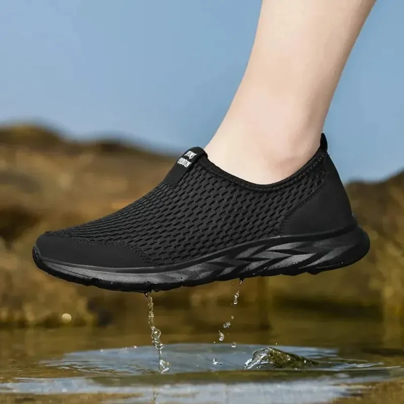 2026 novos sapatos masculinos mocassins luz andando respirável verão confortável sapatos casuais tênis zapatillas hombre plus