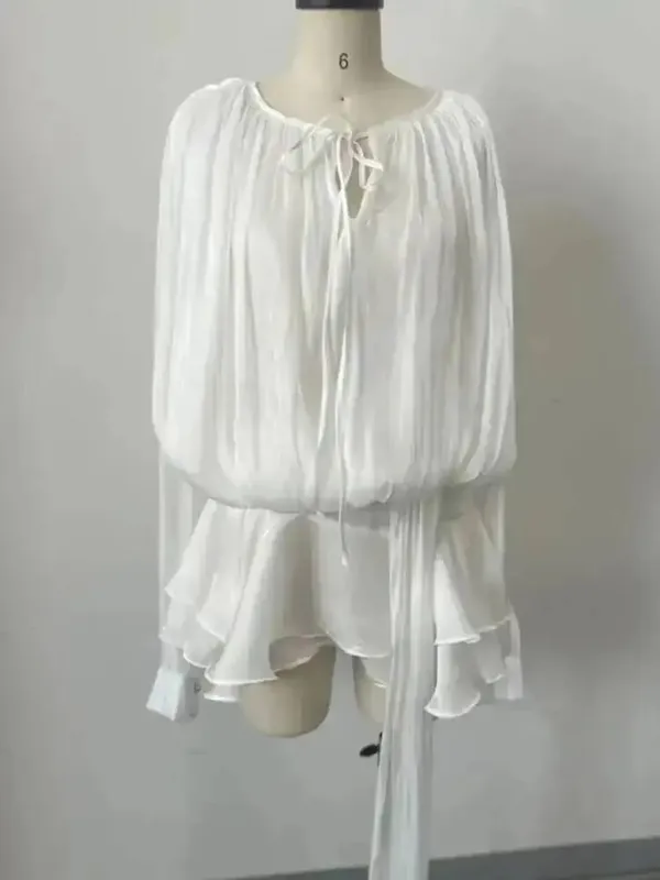2026 Nieuwe Zomer Mode Vrouwen Kleding Ronde Hals Lantaarn Mouwen Satijnen Korte Jurk Met Shorts Onder Twee Delige Set — image 6