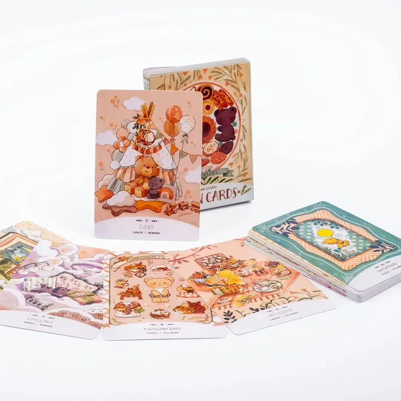 Cotolie KUMACHAN MOON CARDS 24 ks balíček anglická verze Rozkošný Bear Oracle Cards Stolní hra pro rodinnou párty 10,4*7,4 cm