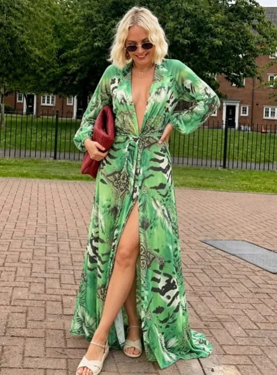 Women Green Tie Waist Long Sleeve Maxi Dress Deep V Lantern Sleeve Flowy Vacation Gown 2026 Seaside Street Holiday Party Outfit — image 1