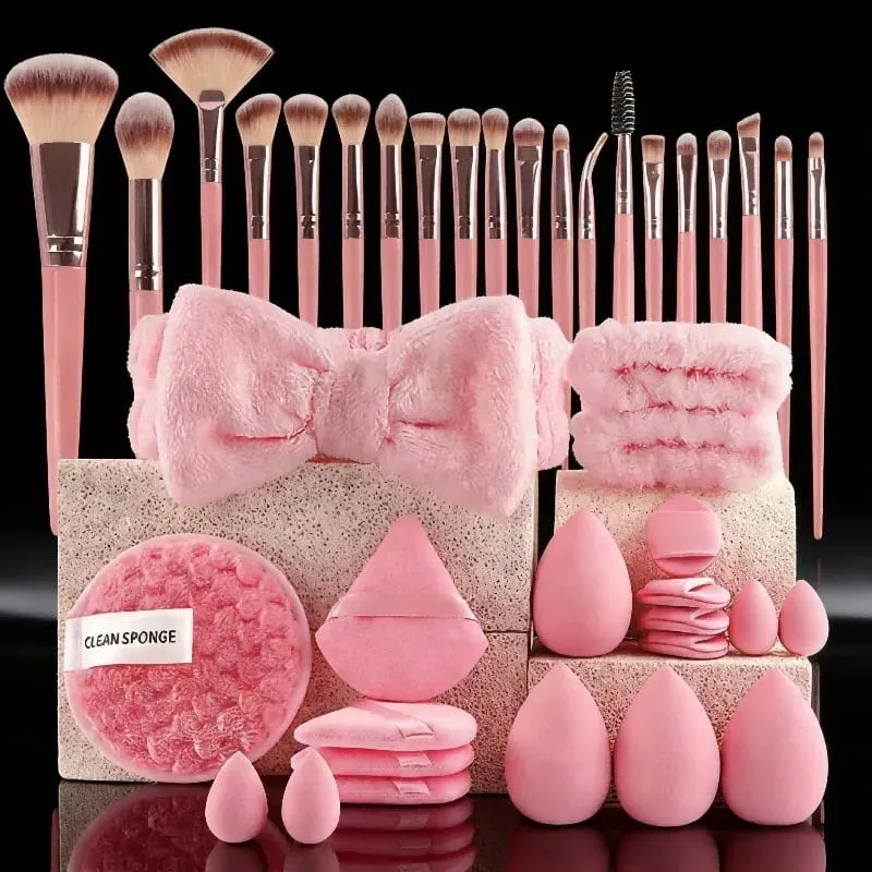 13/53pcs Professional Cosmetic Brush Set for Combination Skin with Soft Brushes Perfect for Beginners and Makeup Artists — image 3