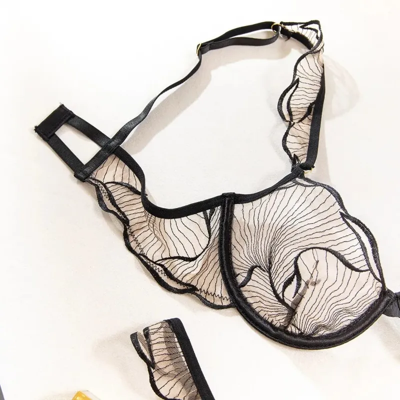 セクシーな Women French Hollow Lace Bra Set Floral Embroidery Ultra Thin Cup Minimizer Brassiere Stretchy Daily Lingerie 32 to 38 — image 5