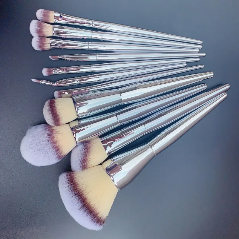 1 piece Pro Makeup brushes Powder Angled Blush Essential Concealer All over Eye shadow smudge Gel liner brow Make up brush IT — image 3