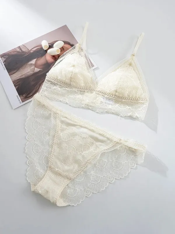 Birdtree Real Silk Bra Brief Set Women Triangle Cup Underwear Low Waist Brief Lace Elegant Sets 2026 Spring New A61815JF