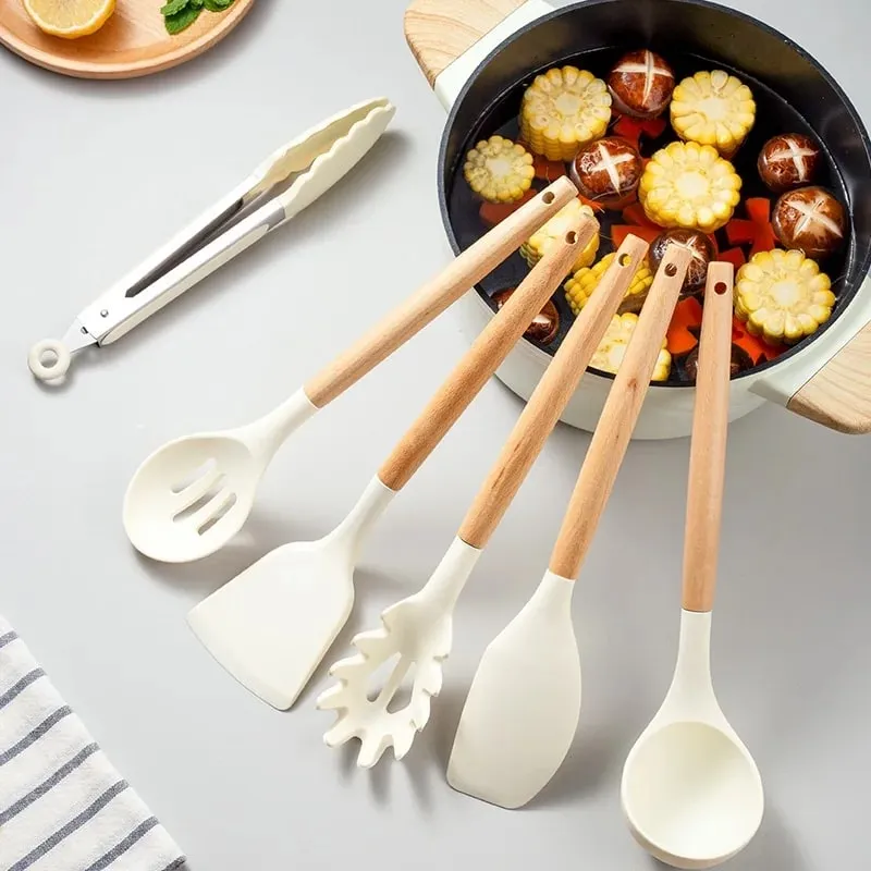 2/12Pcs White Silicone Kitchen Utensils Set with Wooden Handle Cookware Spatula Heat Resistant Non-stick Kitchen Cooking Tools — image 3