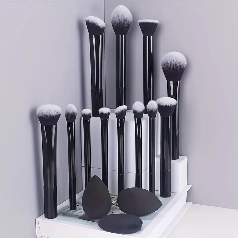12pcs Multi-Functional Complete Makeup Brush Set: Loose Powder Brush Blush Brush Foundation Brush Eyeshadow Brush Blending B — image 9