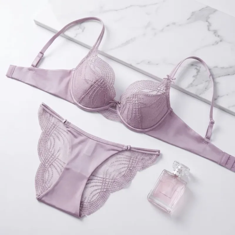 Hollow Thin Cup Women Lingerie Set Seamless Silk Satin Lace Embroidery Lingerie French Style Push Up Bra Set Women Intimates