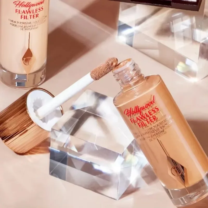 Жидкий хайлайтер Charlotte Tilbury Hollywood Flawless, увлажняющий палитру для кожи, атласно-матовый, с мерцающим металлическим финишем, макияж — image 3