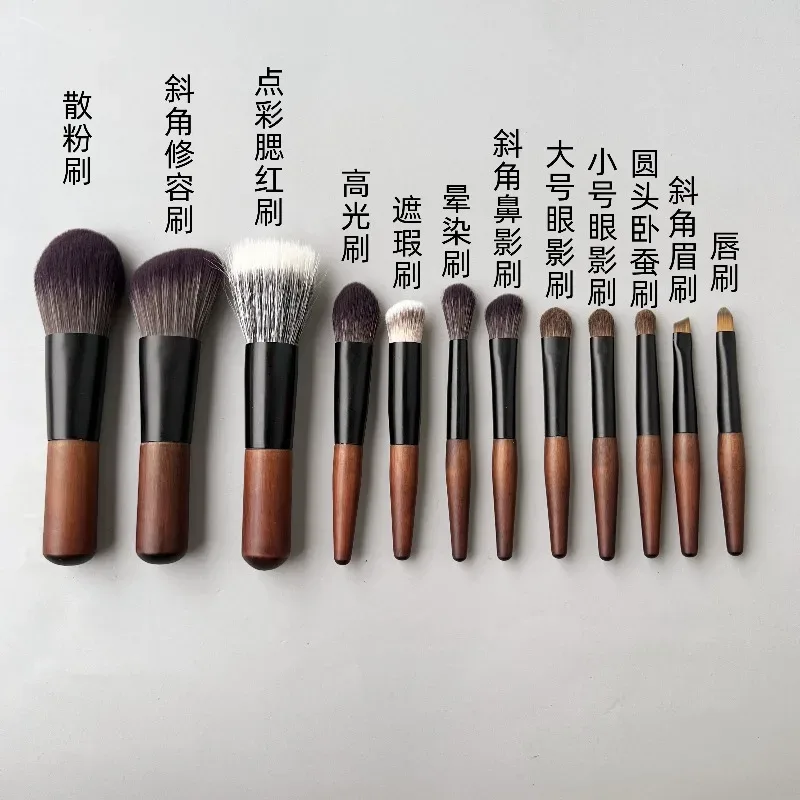 12Pcs Professional Makeup Brushes Set Portable Wooden Handle Soft Bristles with Case Foundation Powder Blush Eyeshadow Brush — image 6