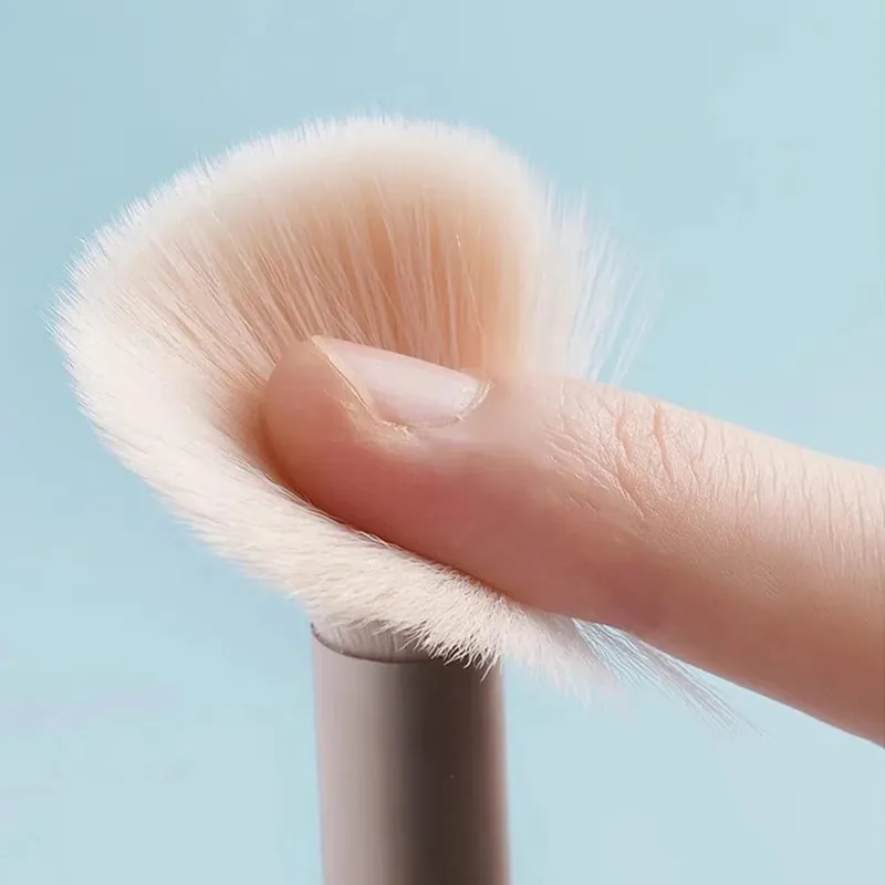 8-teiliges Make-up-Pinsel-Set in Reisegröße – weiches Haar, Rouge, Lidschatten, Konturpinsel, professionelle Beauty-Tools — image 4