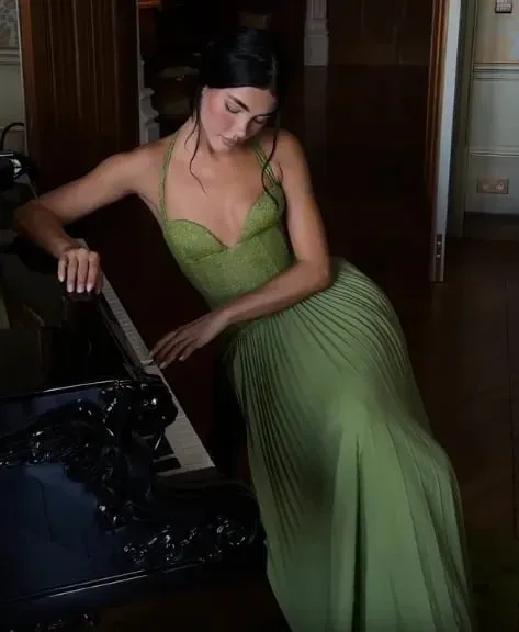 Green Fishbone Corset Halter Maxi Dress Women Backless Off Shoulder Pleated Heart Neck Slim Robe Lady Christmas Party Gown New