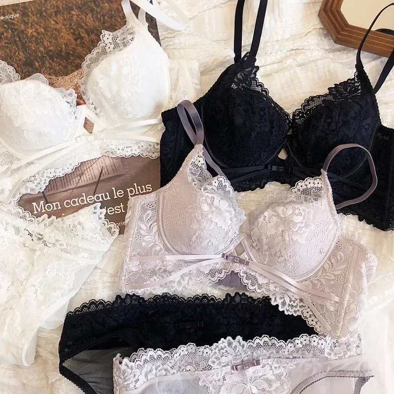 2 Parça Yaz Ince Fincan Sutyen Seksi Dantel Içi Boş iç çamaşırı seti Kadınlar için Fransız Nakış Lingerie Push Up Sütyen Külot Seti — image 4