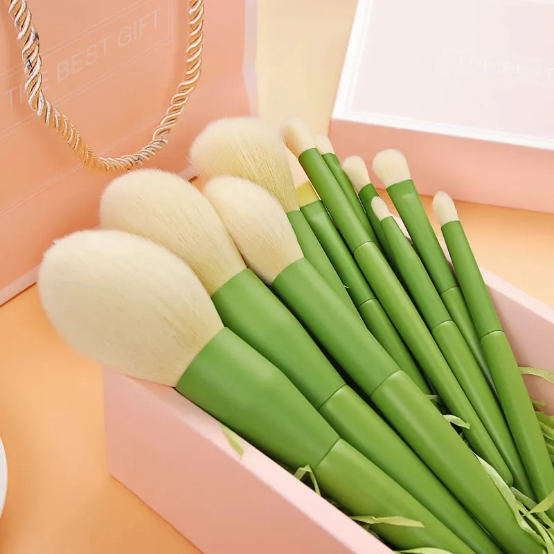 11Pcs Green Handle Makeup Brushes Soft Bristle For Powder Blush Foundation Eyeshadow Cosmetic Tools — image 1