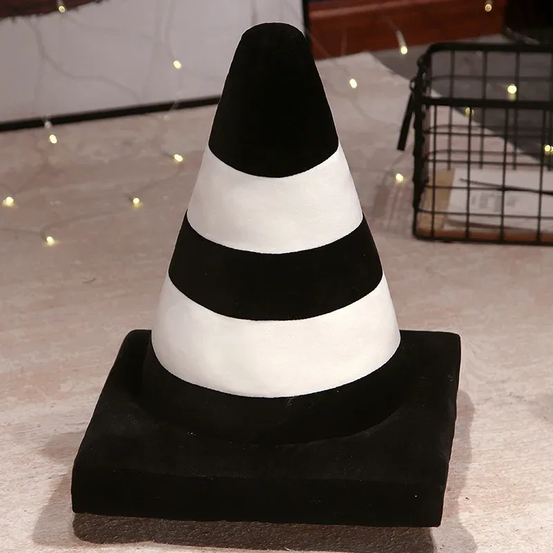 Roadblock-cojín de peluche suave y realista para niños, cono de tráfico, construcción de carreteras, almohada cónica, juguetes para decoración del hogar — image 12
