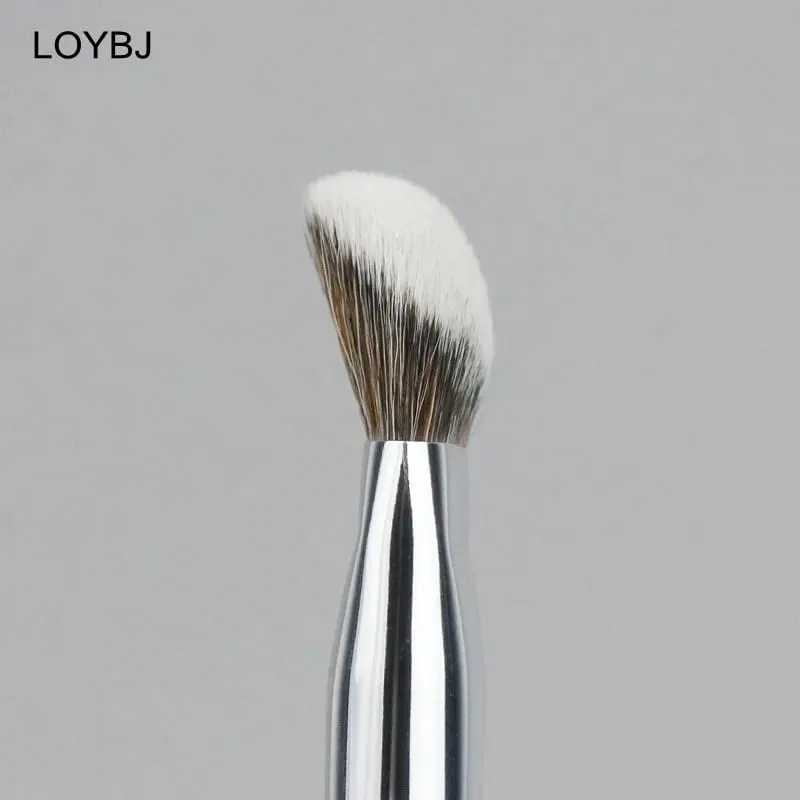No. 47 Bevel Angle Foundation Brush with plastic cover Professional Slope Liquid Foundation BB Cream Makeup Brush 1/2/3/4/5 PCS — image 4