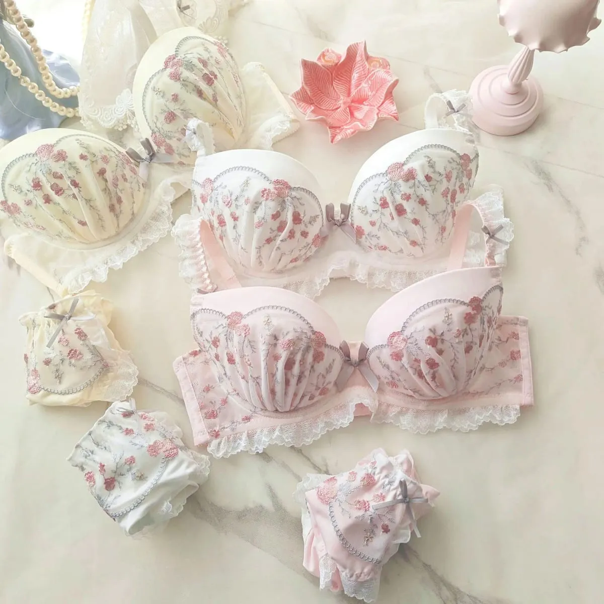 Japanese-Style Fresh Daily Wear Lingerie Lightweight Cup Water-Soluble Bras Set Student Girl Cute Gathering Sexy Underwear Bra