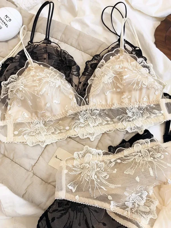 Conjunto de bralette de renda bordada, copo triangular, sutiã sem fio para seios grandes, lingerie ultrafina e respirável — image 8