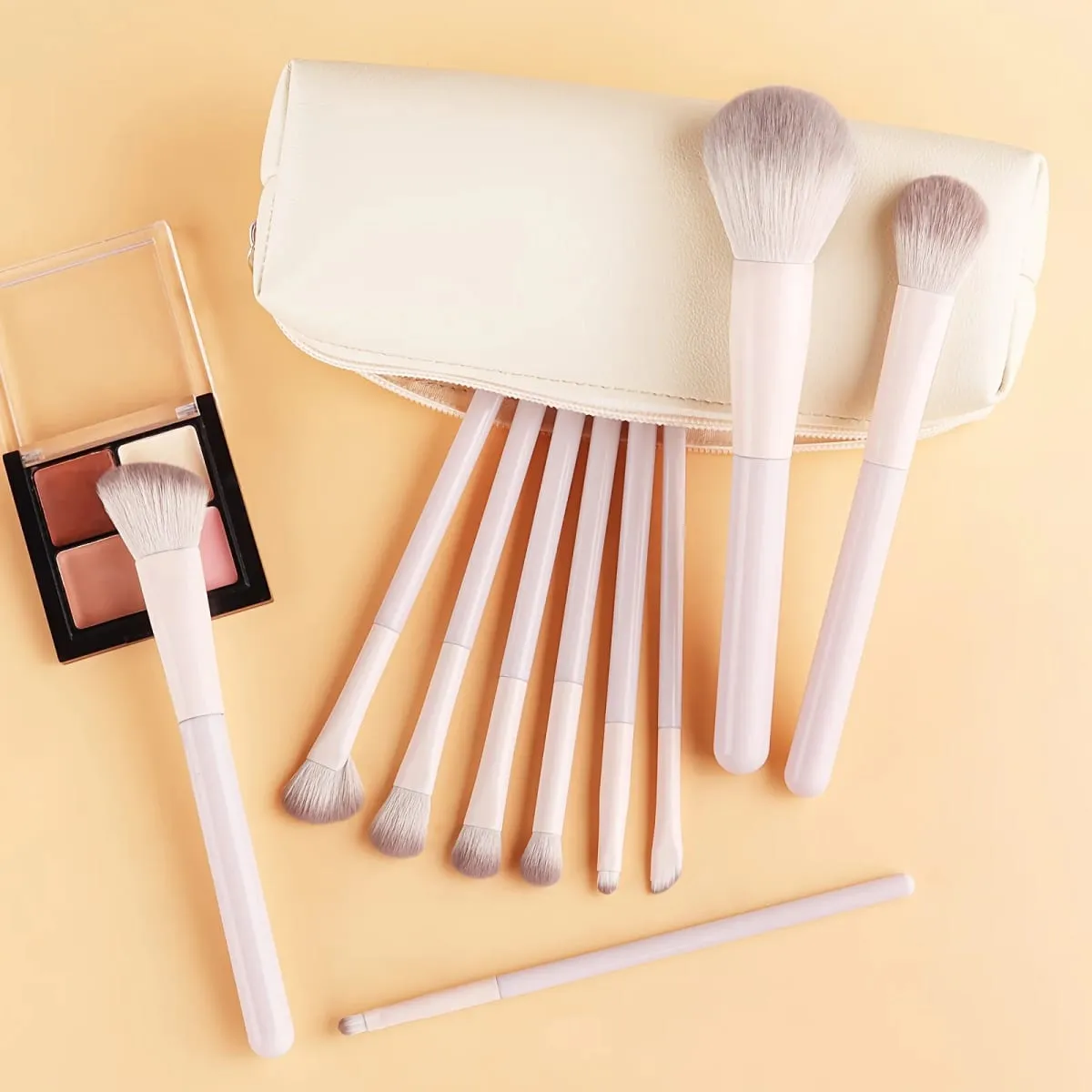 10pcs Beginner Makeup Brushes with Storage Bag Large Fluffy Powder Brush Blush Brush Contour Brush Foundation Brush Concealer — image 2