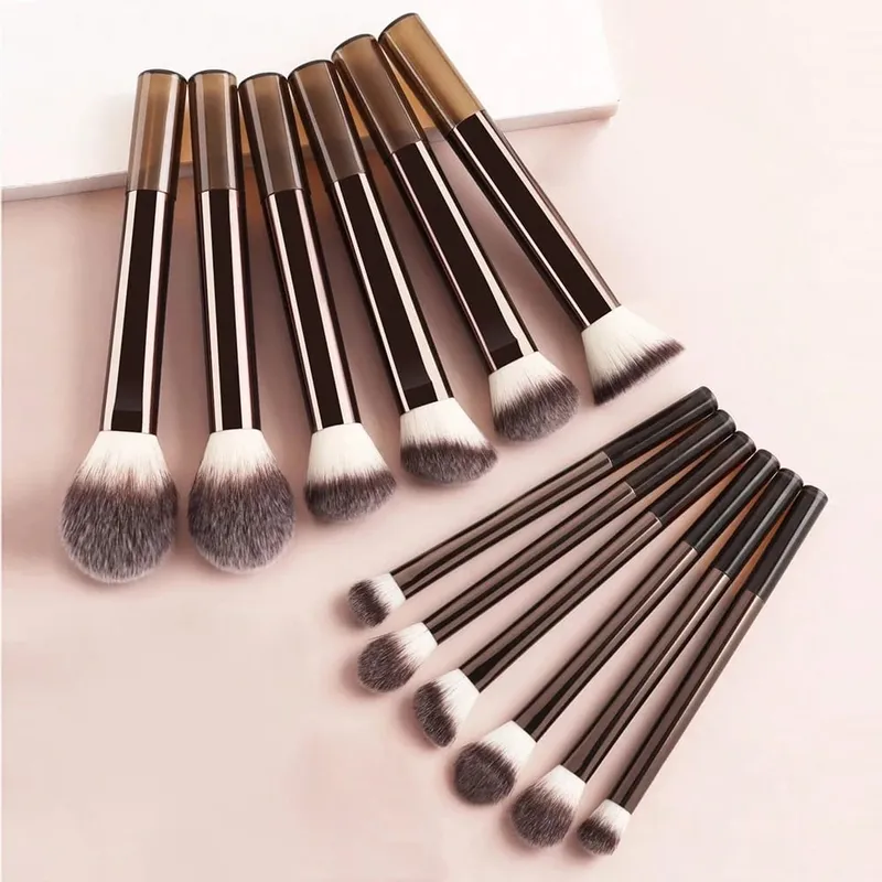 13PCS Makeup Brush Set Foundation Concealer Powder Eyeshadow Blush Brush Kabuki Blending Cosmetic Beauty Tool for Face — image 16