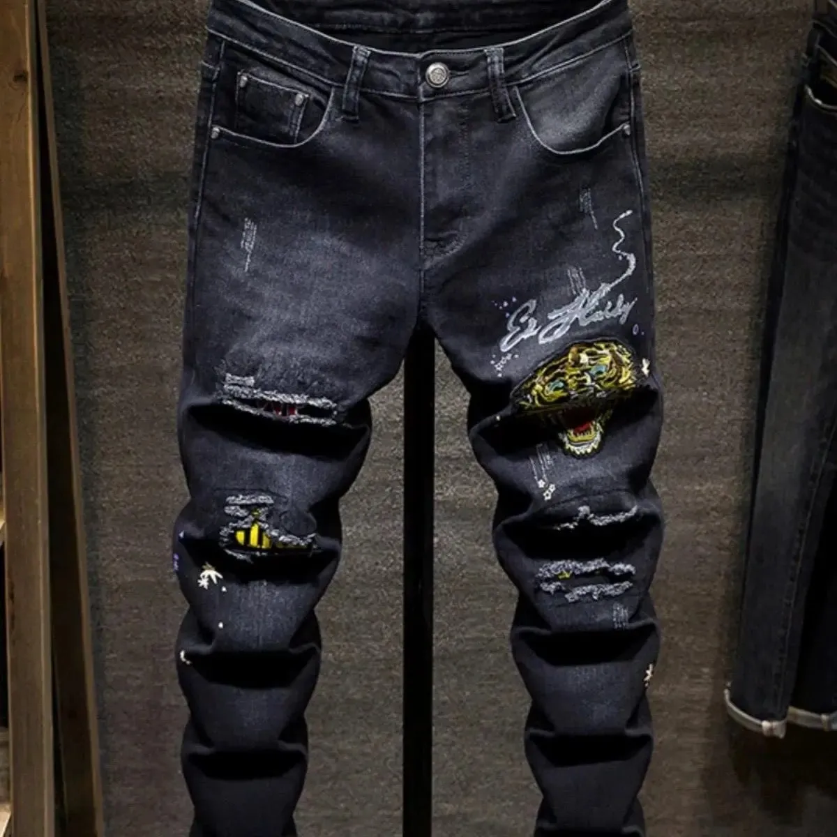 New Ripped Jeans Patch Slim Tiger Head Embroidery Casual Versatile Cargo Pants Men Clothing Low Rise Designer Skinny Jeans Men — image 4