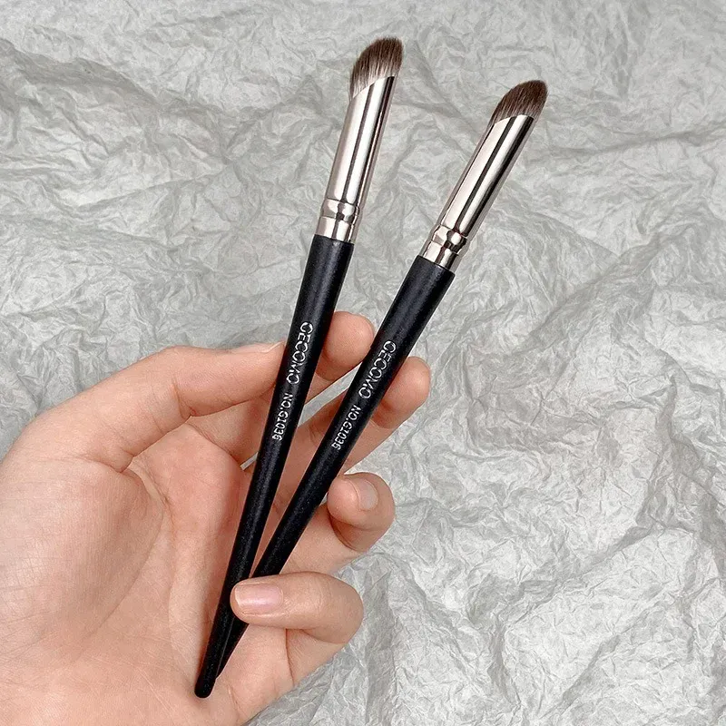 1 Pc Concealer Makeup Brushes Precision Soft Fluffy Smudge Brush Cover Acne Dark Circles Multi-Function Detail Makeup Tools — image 3