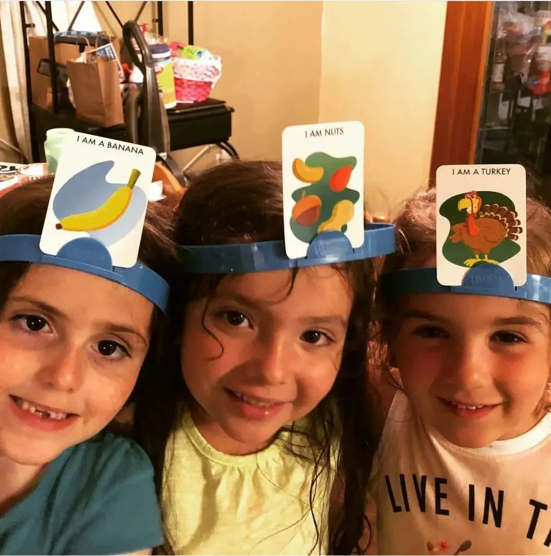 Kids Funny Cards Board Game Toy Family Party Game Guess Who I Am Game Parent-Child Interactive Educational Toy Gift for Boy Girl — image 6