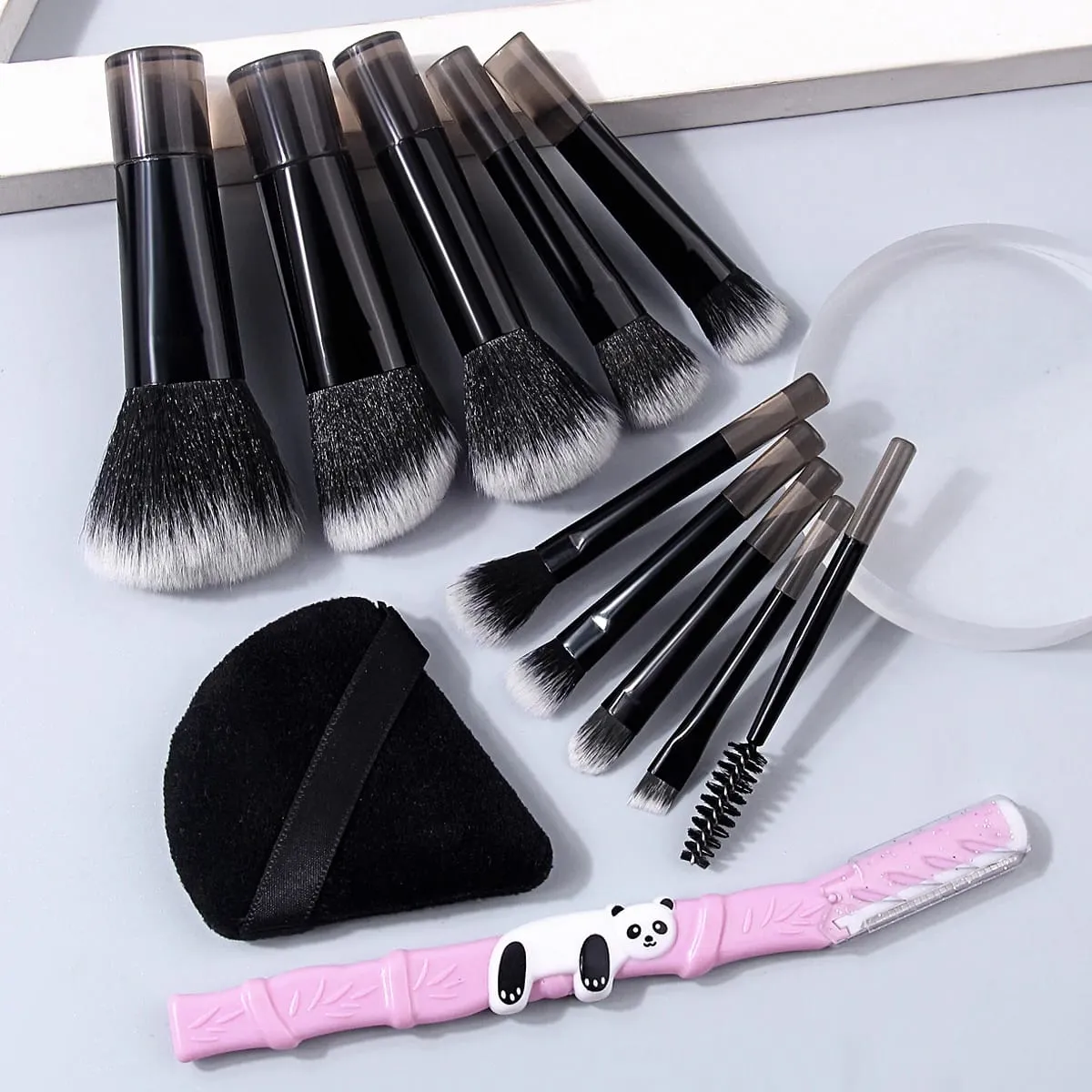 Hot Sale 10PCS Mini Travel Makeup Brush Set Multi-Function Face Eye Brushes with Triangle Makeup Puff & Pink Bamboo Decor Eyebr — image 3