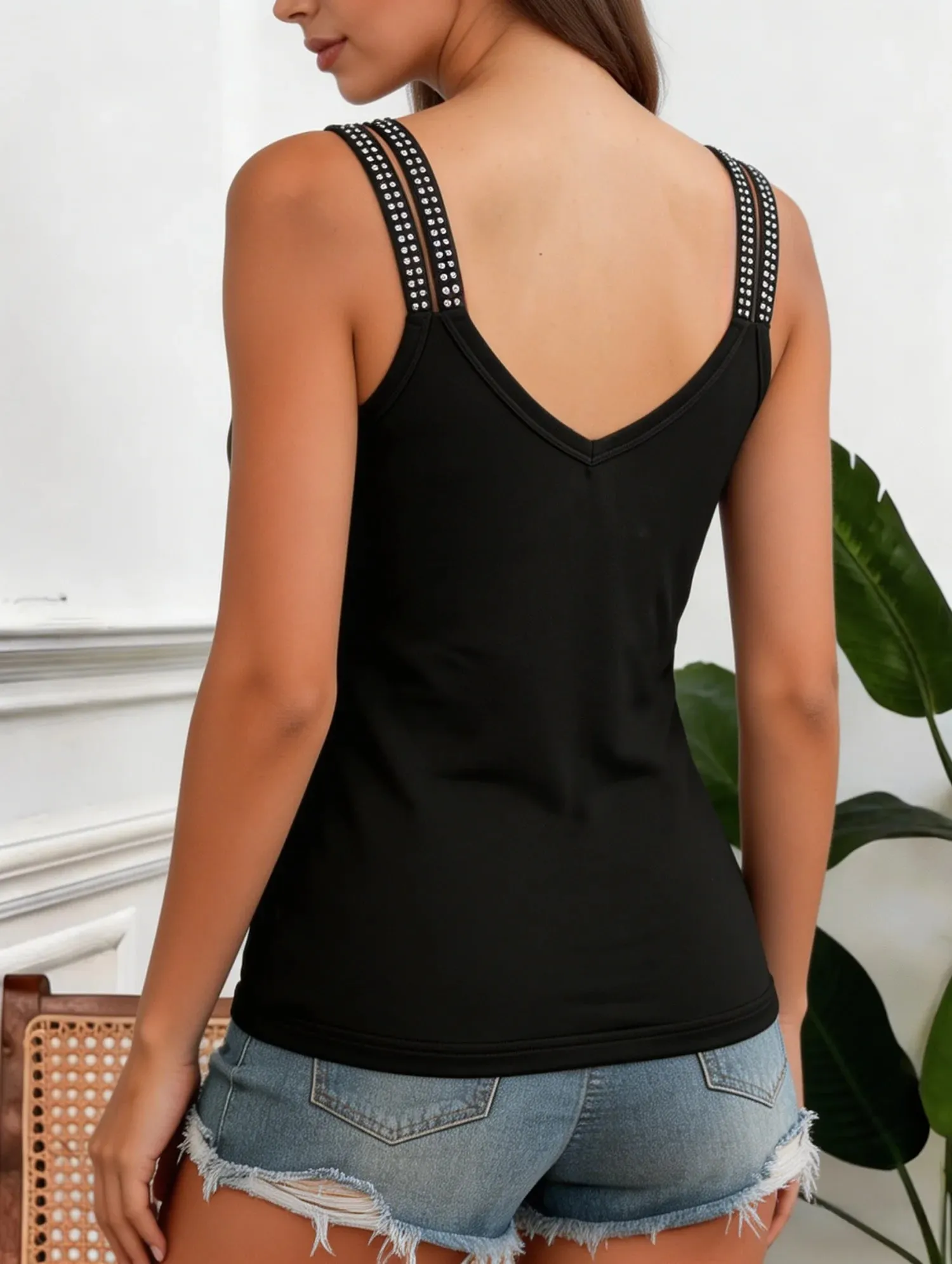Women Cami Top Black Rhinestone V Neck Double Strap Sleeveless Top Fitted Sexy Tank Tops Spring Summer Party Night Club Outfit — image 4