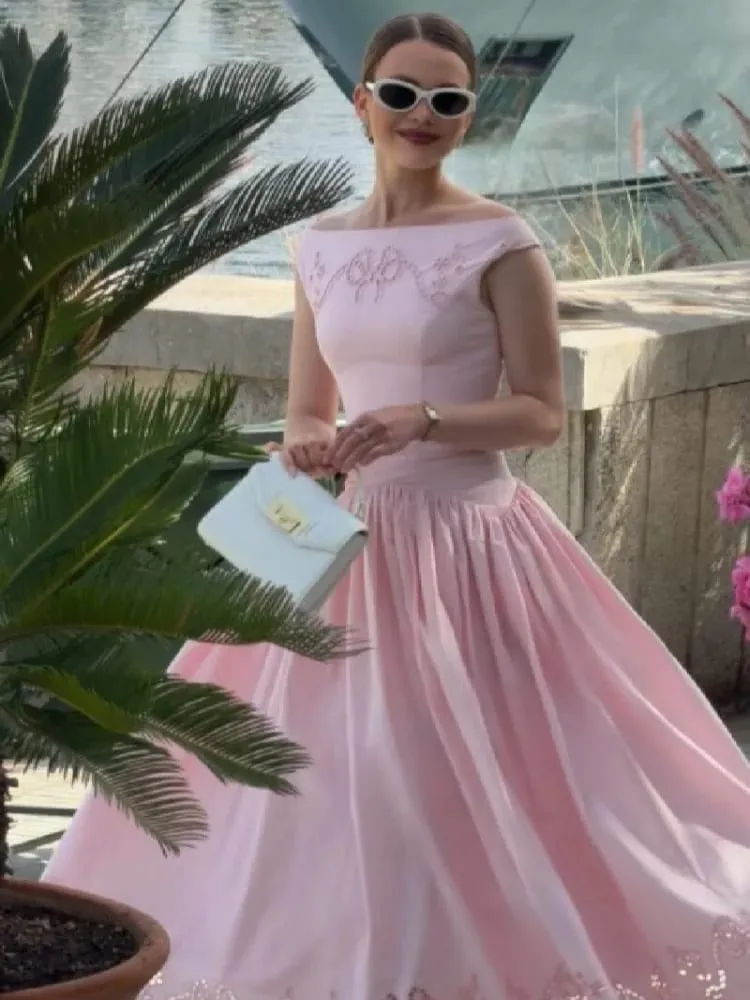 Chic Vintage White Boat Neck Dress Embroidered Cap Sleeve Cutwork Hem High Waist Flowy A-line Gown 2026 New Evening Party Outfit — image 3