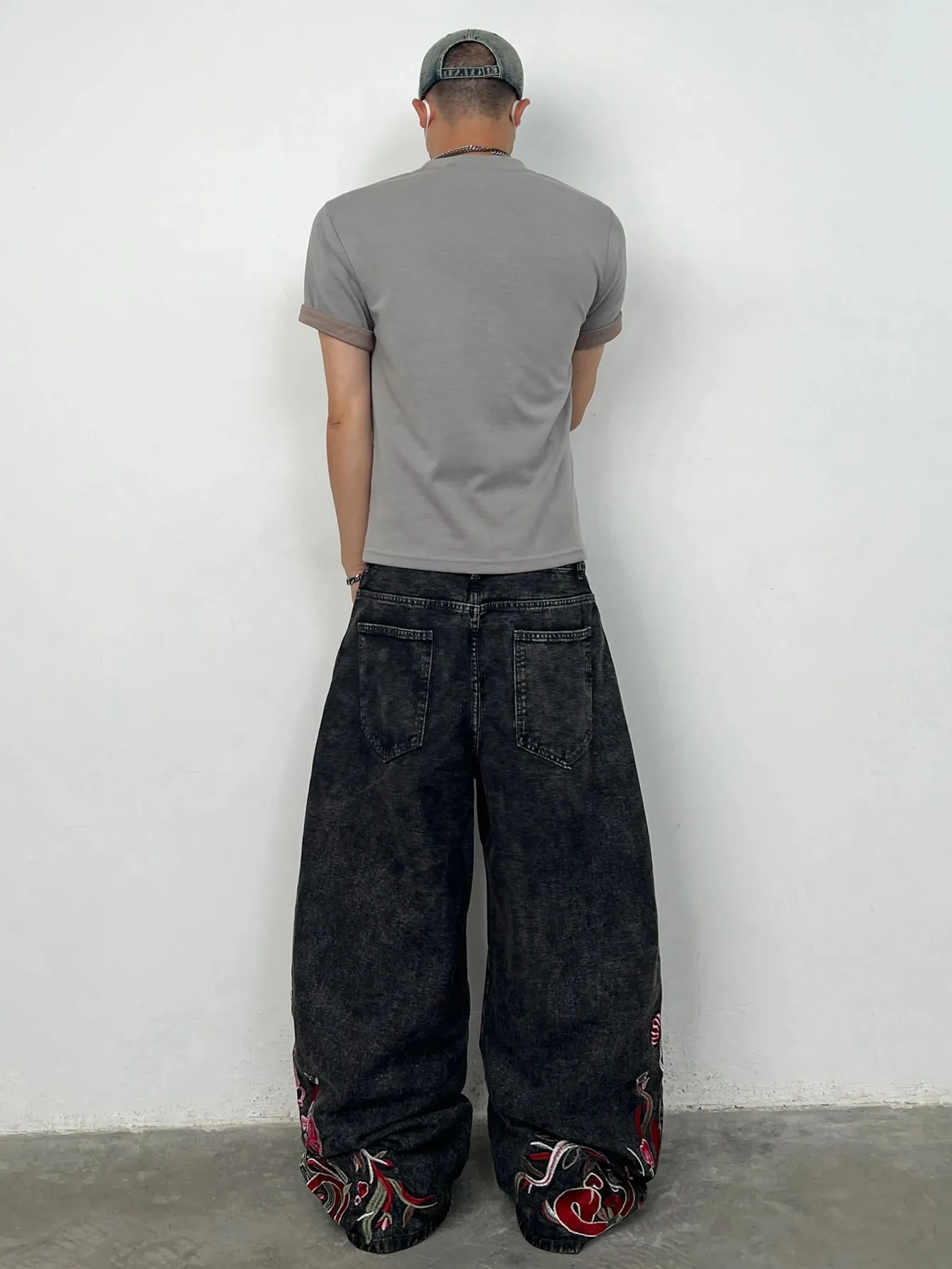 American Retro Embroidered Design Snowflake Gray Baggy Jeans Man Y2K Trendy Street Fashion Skateboard Style Versatile Long Pants — image 10