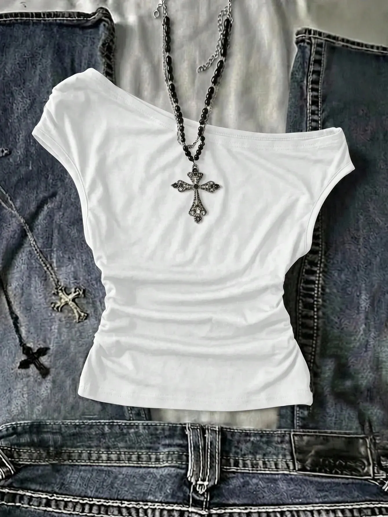 Women One Shoulder Cap Sleeve Side Ruched Slim Fit Cropped T Shirt 2026 Summer Goth Streetwear Solid Black Off Shoulder Going Ou — image 9