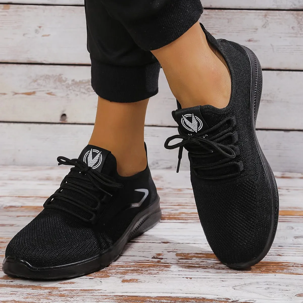 Men Breathable Knitted Running Shoes Anti Slip Trainers Arch Support Shock Absorbing EVA Sole Low Top Lace Up Sports Footwear — image 1