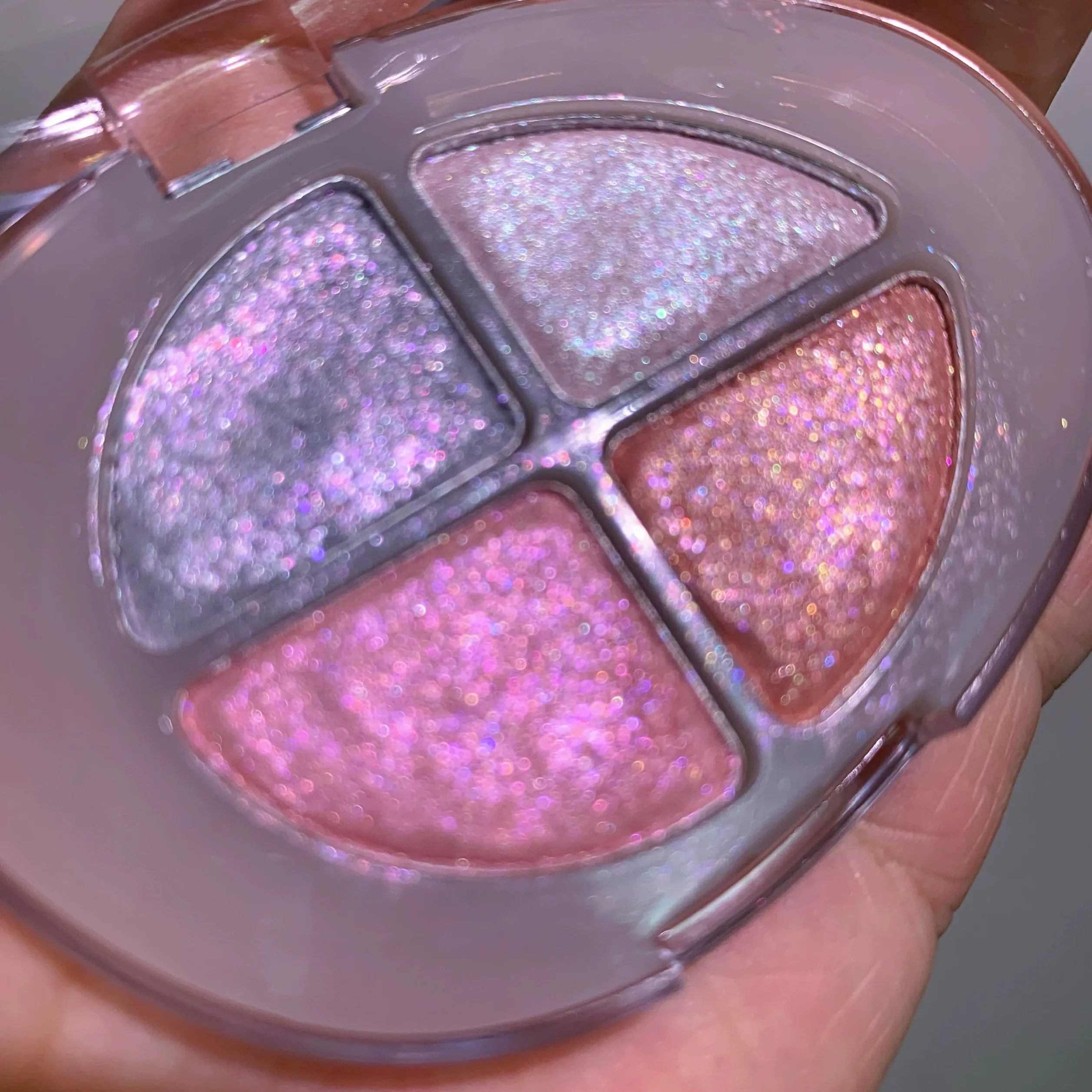 Four-color Eyeshadow Palette Glitter Pearlescent Flash Chameleon Shimmer Highgloss Portable Eye Shadow Eye Makeup — image 4