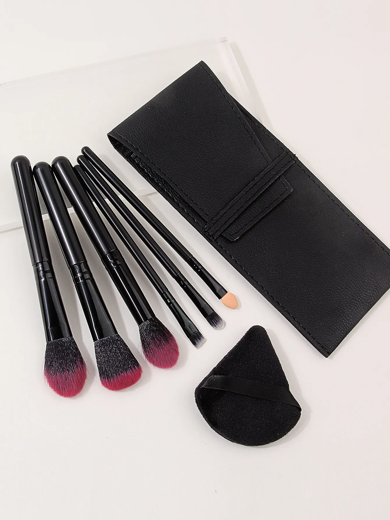 `8Pcs Makeup Brush Set with Storage Bag Triangle Powder Puff Professional Face Eye Cosmetic Brushes Beauty Kit — image 3