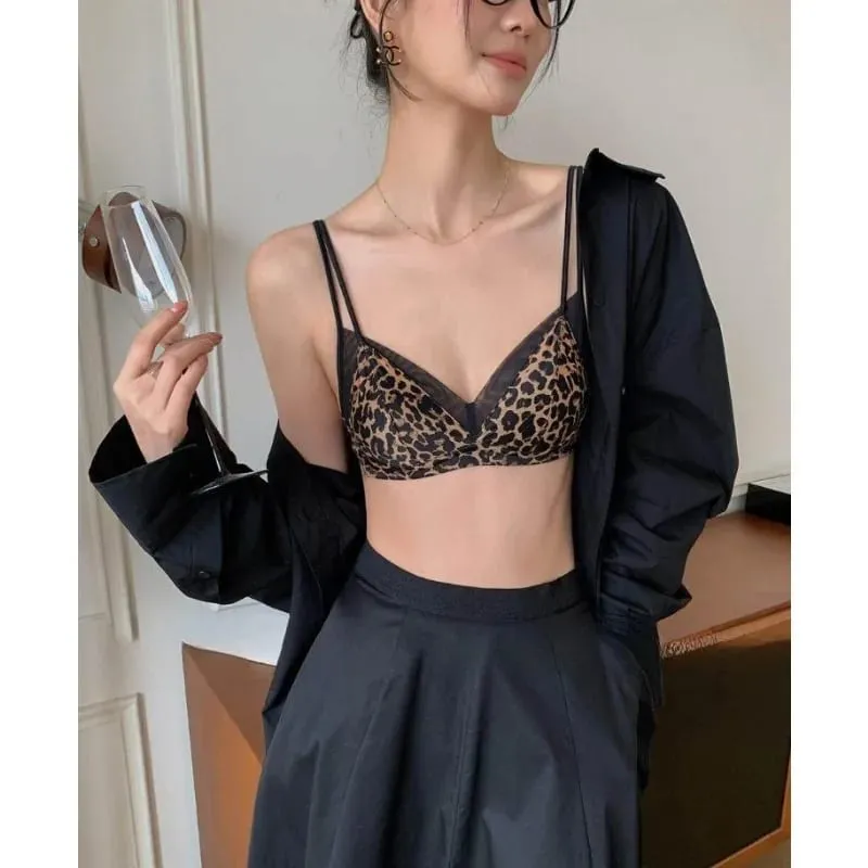 Modish Leopard Intimate Set Non-wire Thin Triangle Bra Breathable Summer Nude Fabric Small Chest Firm Gathering Womens Indoor — image 3