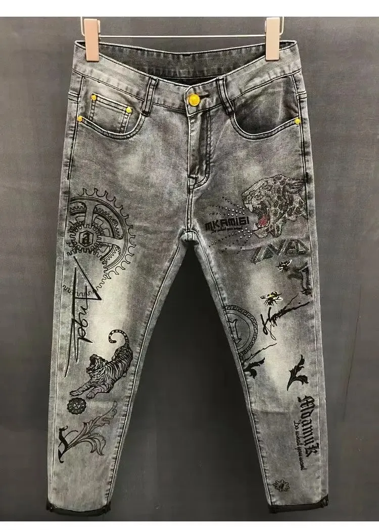 High-end Hot Diamond Jeans Men's Spring and Autumn Tide Brand Slim-fitting Small Feet Tiger Print Gray Casual Men Trousers Man — image 4