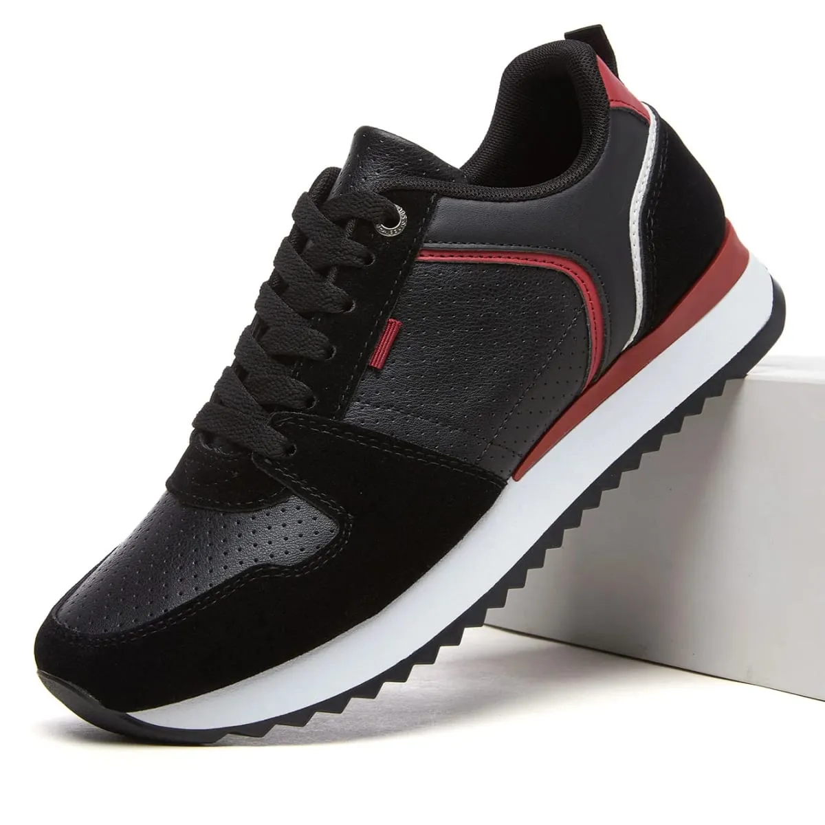 Desai Men's 2026 Autumn Retro Running PU Leather Sneakers Perforated Upper Non-slip Sole Casual Sneakers For Travel Exercise