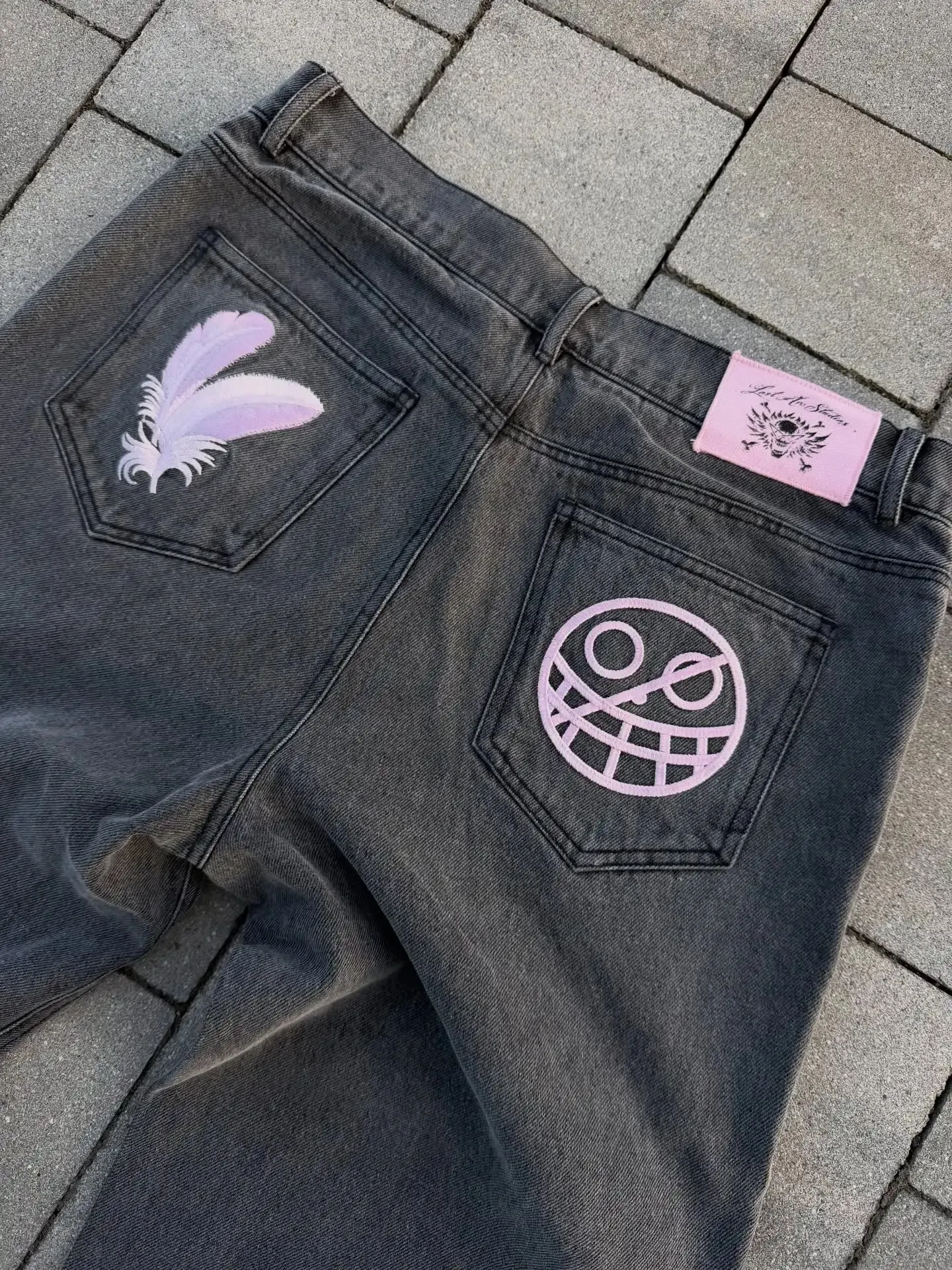 2026 Japanese style high street patchwork embroidered jeans men's goth Harajuku fashion wide leg jeans y2k retro casual pants — image 4