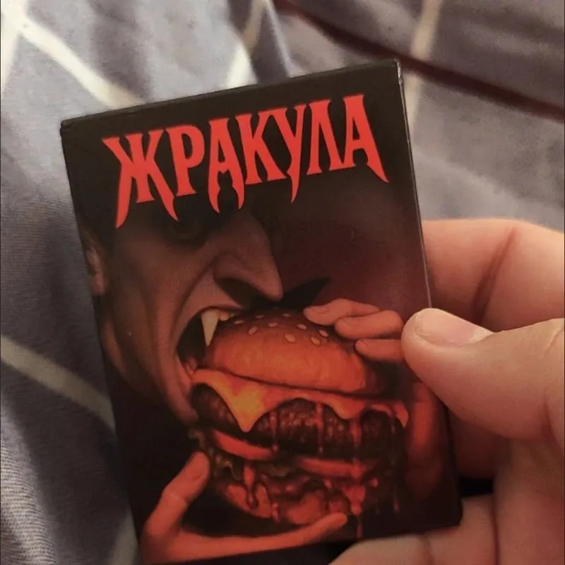 Russian Version Funny Food Vampire Card Game Portable Strategy Party Board Game for Family Friends Gathering Night — image 1