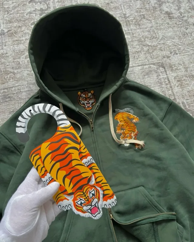 Y2k Men Women Casual Tiger Embroidery Hoodie Oversized Zip Up Sweatshirts Long Sleeve With Kangaroo Pocket Olive Green Clothes — image 11