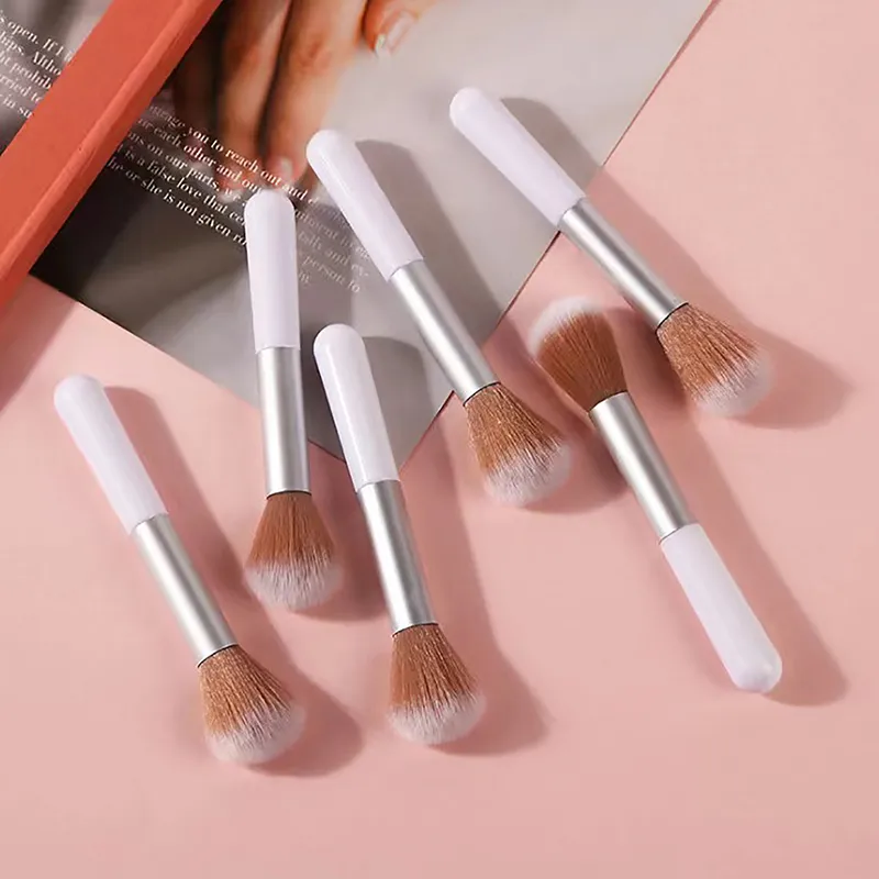 1Pcs Round Handle Multifunctional Makeup Brushes Girl Professional Powder Foundation Blush Brush Cosmetic Accessories