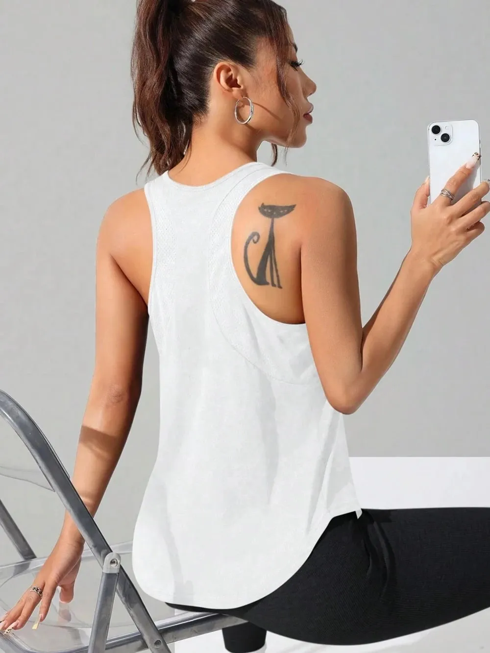 Womens Solid Sleeveless Tops Quick Drying Summer Sports Vest Loose Breathable Soft Gym Outdoor Wear Basic Womans Tank Shirts — image 1