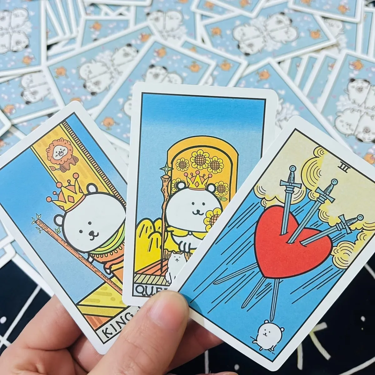 Cute Self-Mocking Bear Tarot Card Game Creative Tabletop Cartoon Tarot Cards Entertainment Poker Learning Card Deck Future Fortu — image 2