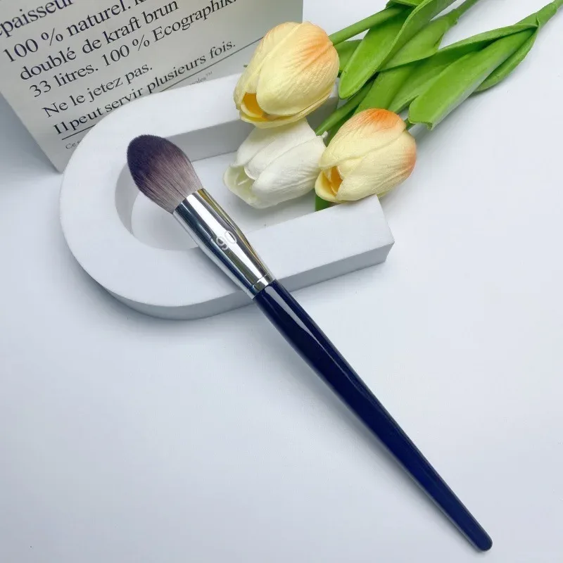 No.47/49/73/90 Makeup Brushes Bevel Angle Foundation Brush Professional Slope Liquid Foundation BB Cream Makeup Brush — image 6