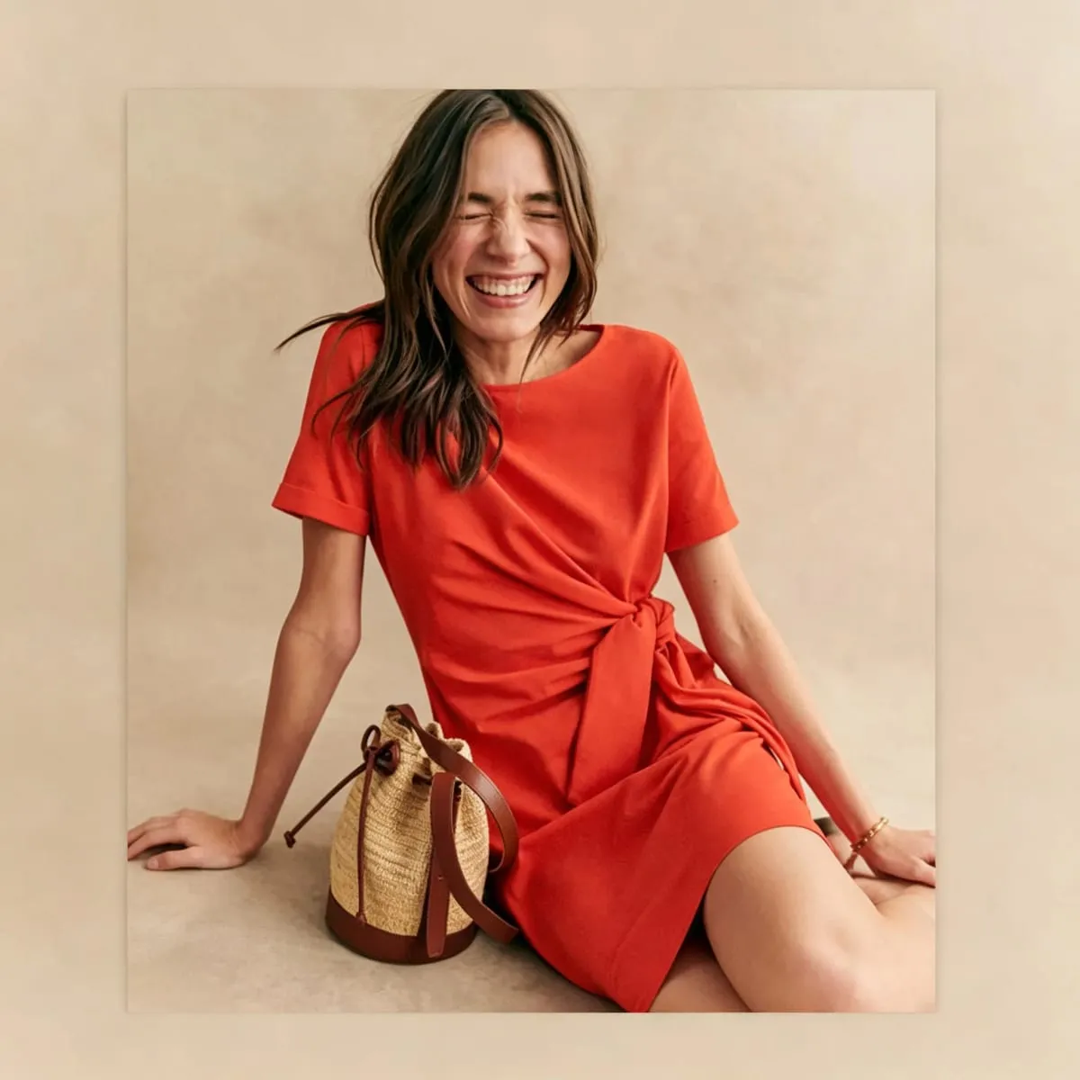 French Chic Side Twist Knot Mini Dress Women O Neck Short Sleeve Solid Color Wrap Dress Slim Fit Casual Holiday Short Robe — image 5