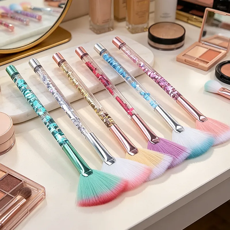 5pcs Fan Makeup Brush Glitter Transparent Handle Soft Fluffy Bristle Highlighter Blush Powder Brushes Face Cosmetic Beauty Tool — image 4