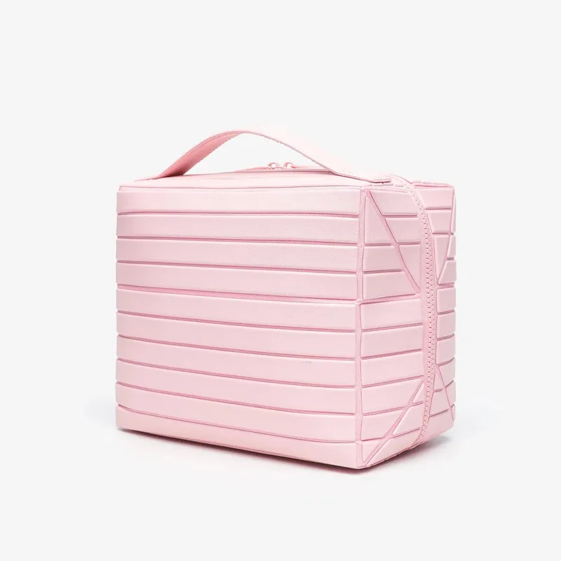 Fold-Down Travel Makeup Bag Waterproof Large Toiletry Bag Hanging Cosmetic Organizer with No-Spill Compartments for Makeup Use