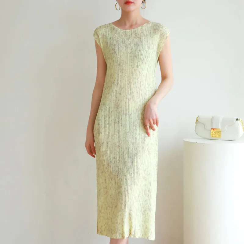 Miyake Pleated Solid Color Sleeveless Dress 2025 Summer New Draped Floral Print Temperament Commuter Casual Fashion Dresses — image 4