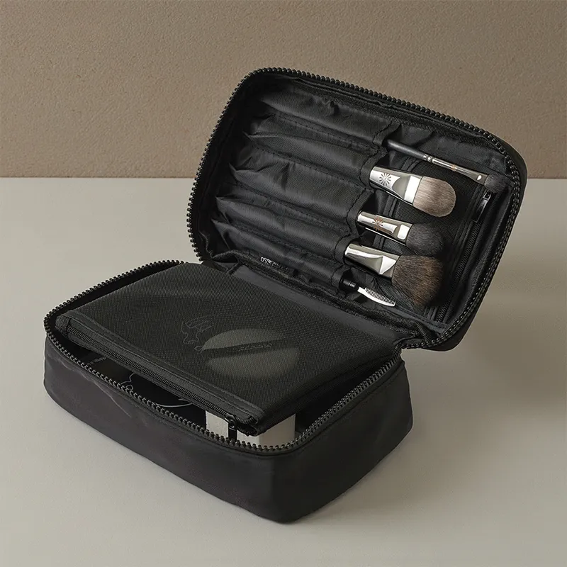PA CARRIER COMBO POUCH Black & Silver Makeup Brushes and Cosmetics Storage Bag for Travel — image 1